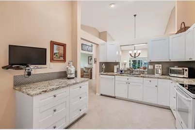 7690 Majestic Palm Drive, Boynton Beach, FL 33437 - Photo 18