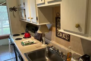 550 NW 78th Ave, Margate, FL 33063 - Photo 2