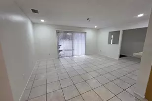 4041 NW Cinnamon Tree Cir, Jensen Beach, FL 34957 - Photo 4