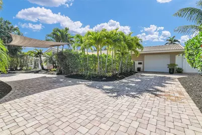 1616 SE 4th Street, Deerfield Beach, FL 33441 - Photo 12
