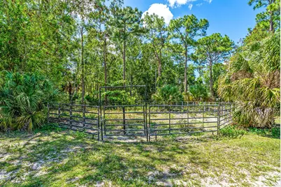 16105 Temple Boulevard, The Acreage, FL 33470 - Photo 28