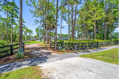 16105 Temple Boulevard, The Acreage, FL 33470 - Photo 8