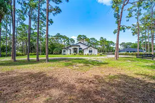 16105 Temple Blvd, The Acreage, FL 33470 - Photo 10