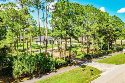 16105 Temple Boulevard, The Acreage, FL 33470 - Photo 6