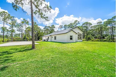 16105 Temple Boulevard, The Acreage, FL 33470 - Photo 12