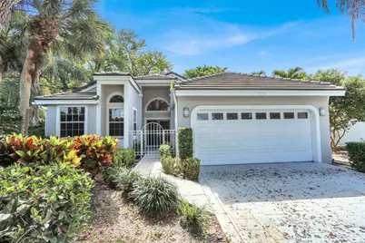 12751 Touchstone Place, Palm Beach Gardens, FL 33418 - Photo 2