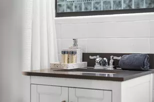 2829 NE 17th Ave, Wilton Manors, FL 33334 - Photo 22