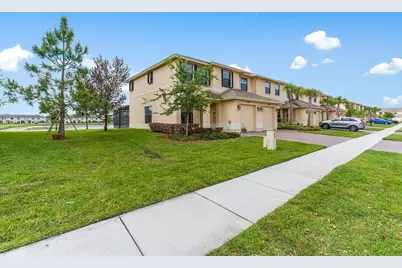 10156 W Villa Circle, Vero Beach, FL 32966 - Photo 10