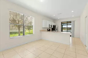 10156 W Villa Cir, Vero Beach, FL 32966 - Photo 16