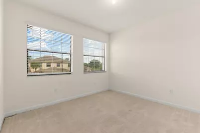 10156 W Villa Circle, Vero Beach, FL 32966 - Photo 38
