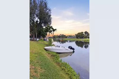 2462 Westmont Place, Royal Palm Beach, FL 33411 - Photo 42