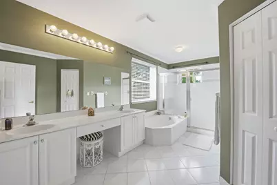 2462 Westmont Place, Royal Palm Beach, FL 33411 - Photo 18