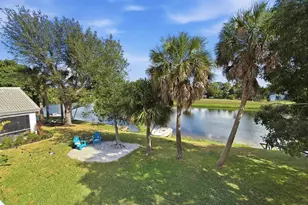 2462 Westmont Pl, Royal Palm Beach, FL 33411 - Photo 46