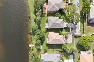 2462 Westmont Pl, Royal Palm Beach, FL 33411 - Photo 52