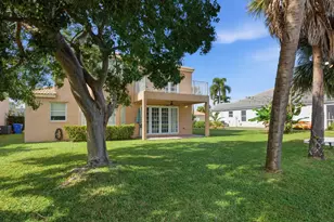 2462 Westmont Pl, Royal Palm Beach, FL 33411 - Photo 32