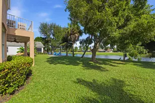 2462 Westmont Pl, Royal Palm Beach, FL 33411 - Photo 30