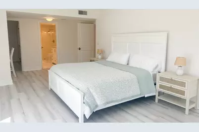 100 Worth Avenue #320, Palm Beach, FL 33480 - Photo 14