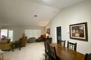 1094 Raintree Ln, Wellington, FL 33414 - Photo 12