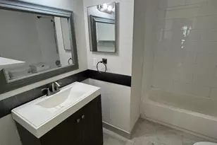 375 Sequoia Ln, Boca Raton, FL 33487 - Photo 14