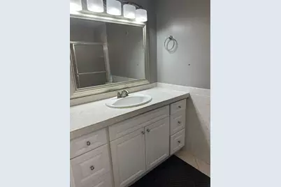 15 S Golfview Road #504, Lake Worth Beach, FL 33460 - Photo 4