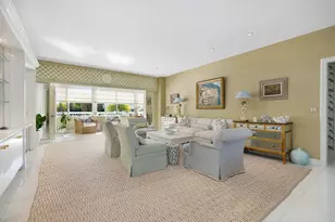 389 S Lake Dr, Palm Beach, FL 33480 - Photo 4