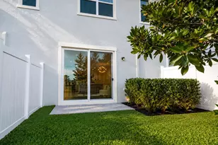 206 SE Woodbark St, Port Saint Lucie, FL 34984 - Photo 14