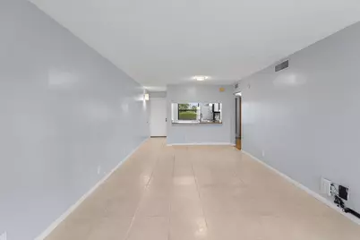 12962 Briarlake Drive #103, Palm Beach Gardens, FL 33418 - Photo 6