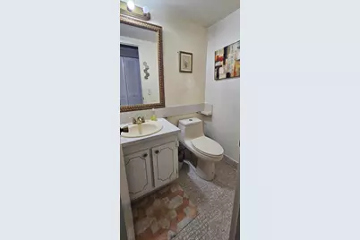 198 E Preston Way #198, Boca Raton, FL 33434 - Photo 12