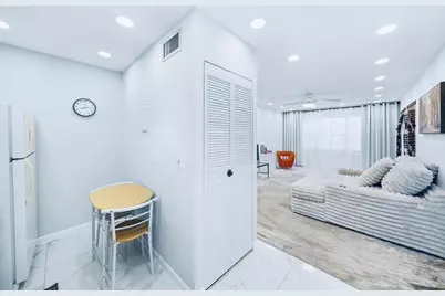 129 Lake Carol Drive #129, West Palm Beach, FL 33411 - Photo 2