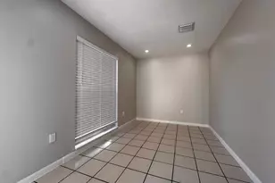 933 SW 16th Pl, Fort Lauderdale, FL 33315 - Photo 6