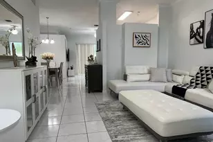 717 Lake Wellington Dr, Wellington, FL 33414 - Photo 2