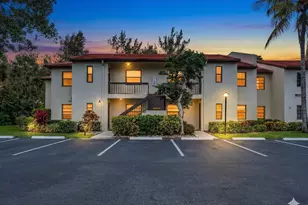 8410 Casa Del Lago, Boca Raton, FL 33433 - Photo 2