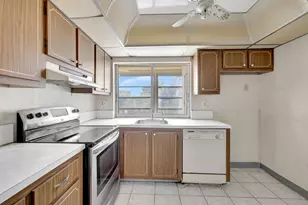 9101 Lime Bay Blvd, Tamarac, FL 33321 - Photo 4