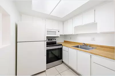 2929 SE Ocean Boulevard #103-2, Stuart, FL 34996 - Photo 8