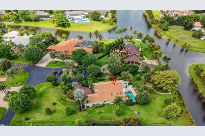 10655 Rio Hermoso, Delray Beach, FL 33446 - Photo 2