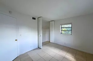 519 W Kalmia Dr, Lake Park, FL 33403 - Photo 6