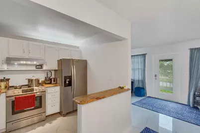 66 Woodland Drive #204, Vero Beach, FL 32962 - Photo 10