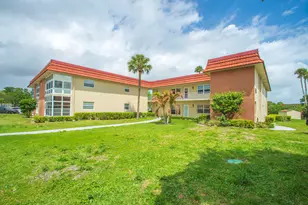 66 Woodland Dr, Vero Beach, FL 32962 - Photo 2