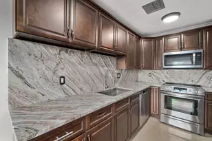 2601 Red Hibiscus Blvd, Delray Beach, FL 33445 - Photo 10