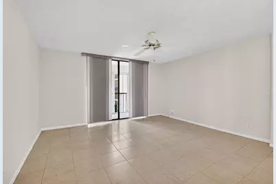 5100 Las Verdes Circle #215, Delray Beach, FL 33484 - Photo 14