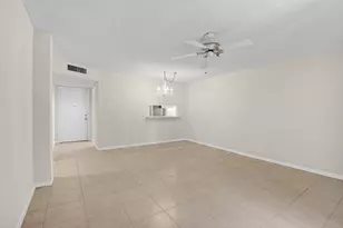 5100 Las Verdes Cir, Delray Beach, FL 33484 - Photo 16