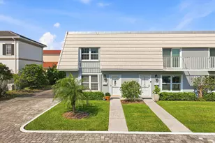 2701 Ocean Dr, Vero Beach, FL 32963 - Photo 2