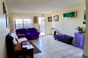 7400 NW 5th Pl, Margate, FL 33063 - Photo 4