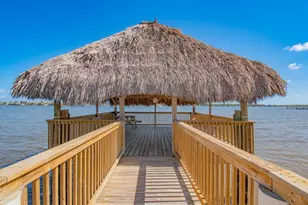 8200 Lakeshore Dr, Hypoluxo, FL 33462 - Photo 42