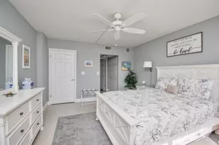 8200 Lakeshore Dr, Hypoluxo, FL 33462 - Photo 16