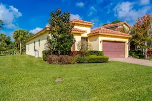 5585 40th Ave, Vero Beach, FL 32967 - Photo 2