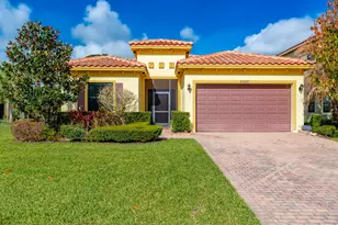 5585 40th Ave, Vero Beach, FL 32967 - Photo 1
