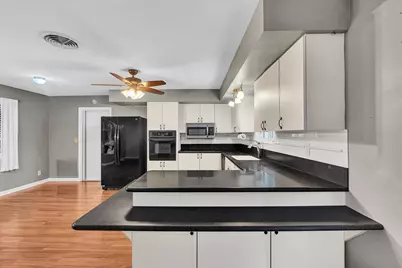 7313 Oakmont Drive, Lake Worth, FL 33467 - Photo 10