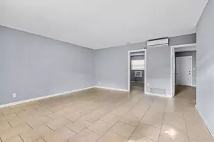 181 NW 42nd St, Oakland Park, FL 33309 - Photo 4