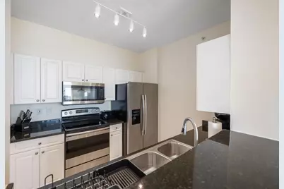 651 Okeechobee Boulevard #1107, West Palm Beach, FL 33401 - Photo 10